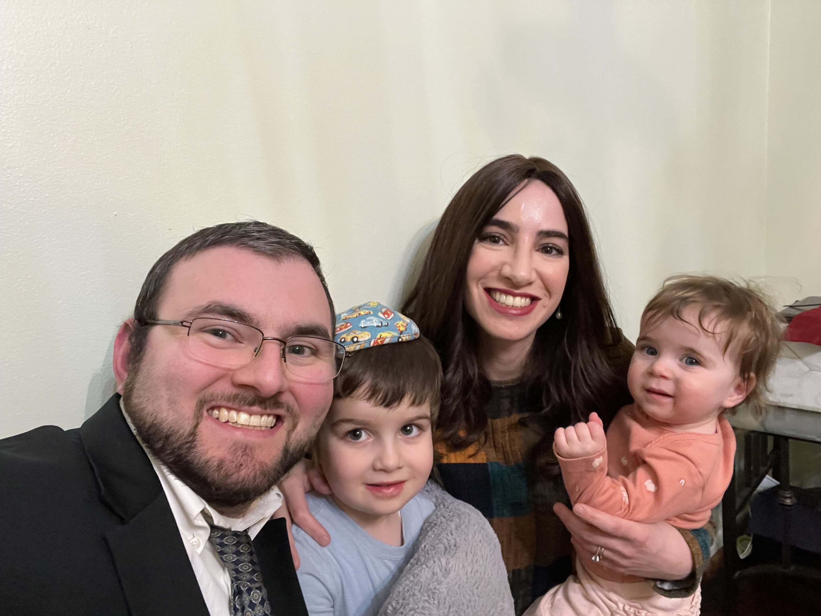 Rabbi Avi Okin - rabbi okin family scaled